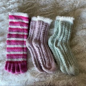 Bundle of (3) fuzzy socks
